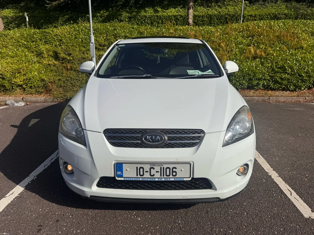Kia ProCeed, 2.0 Diesel. Very Low Miles. Mint cond - Image 4