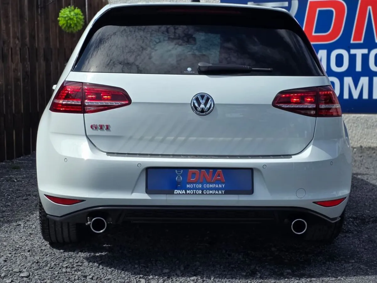 Volkswagen Golf GOLF - GTI - LOW KMS - Image 6