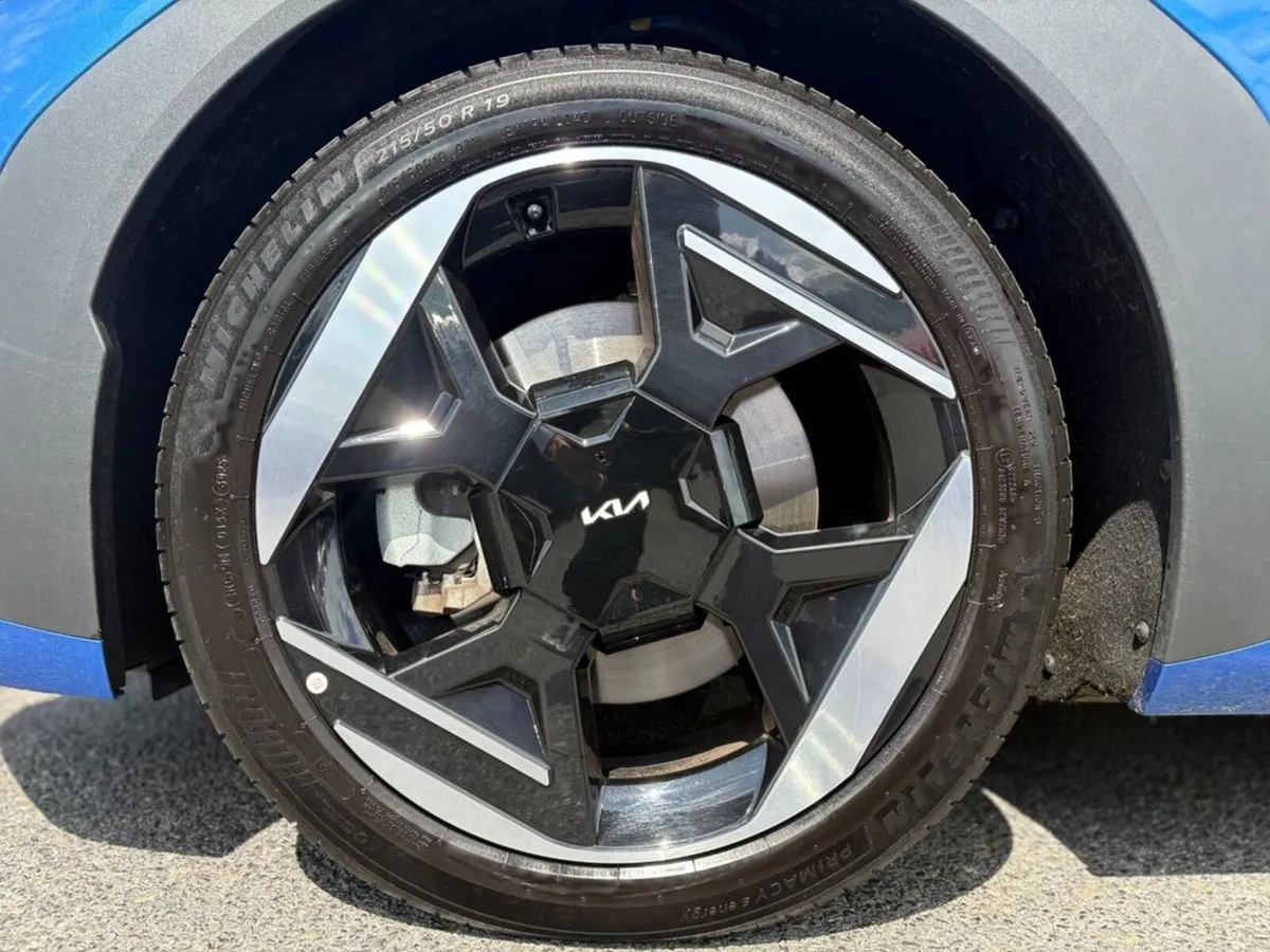Kia EV4 Earth K3 (Range 594km) - Image 5