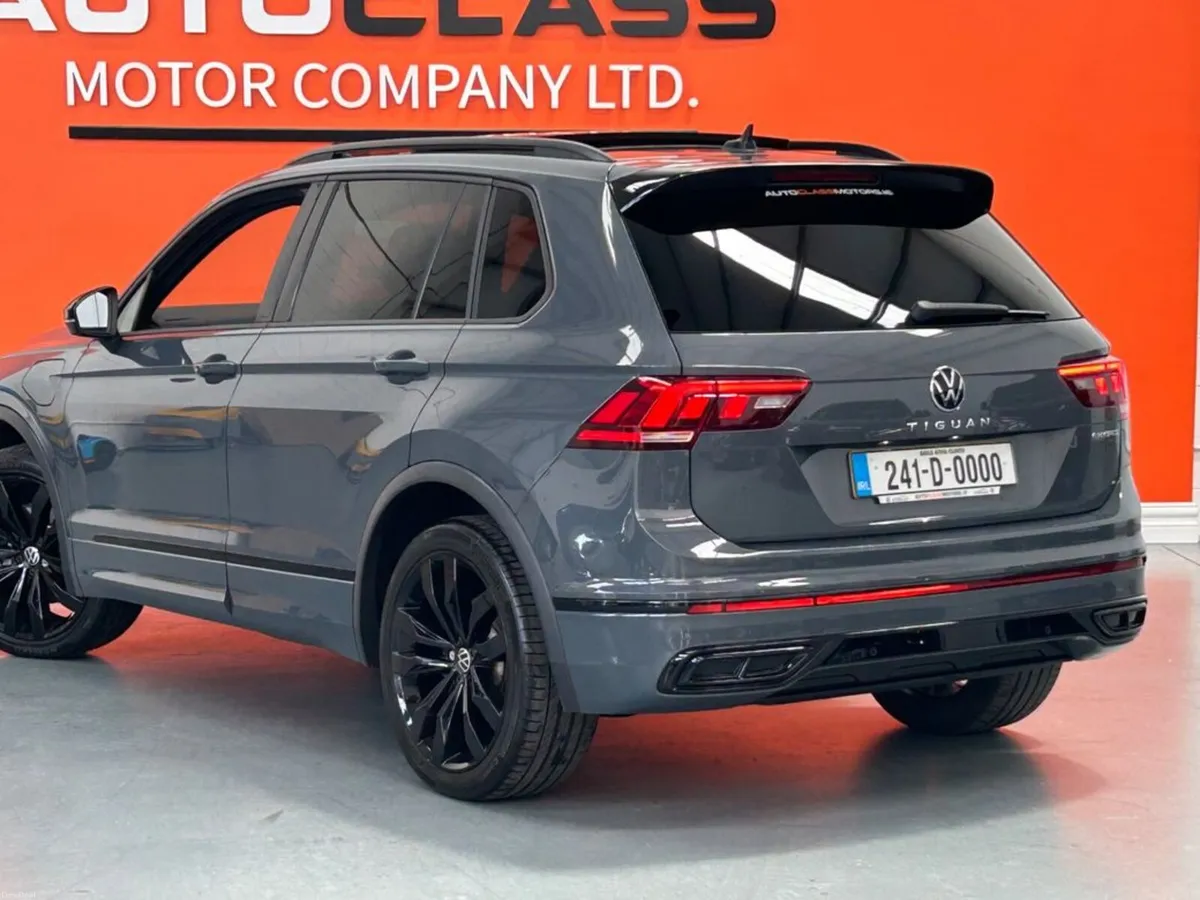 Volkswagen Tiguan BLACK EDITION RLINE TSI DSG #40 - Image 6