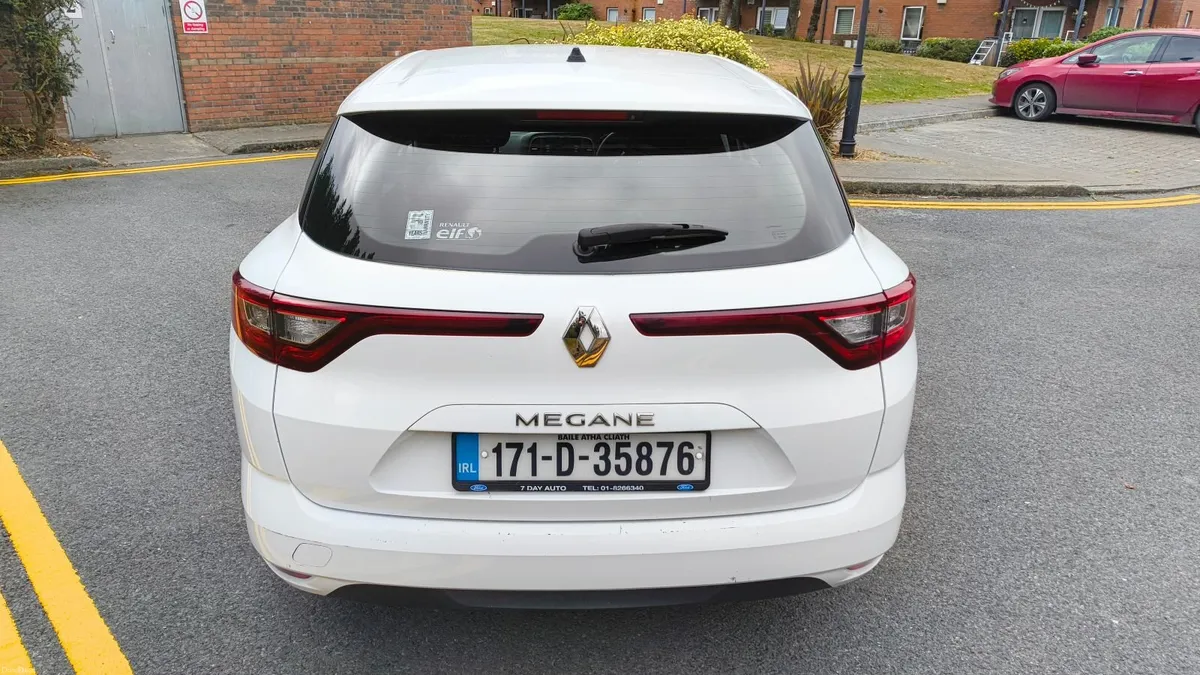 Renault Megane 2017 - Image 2