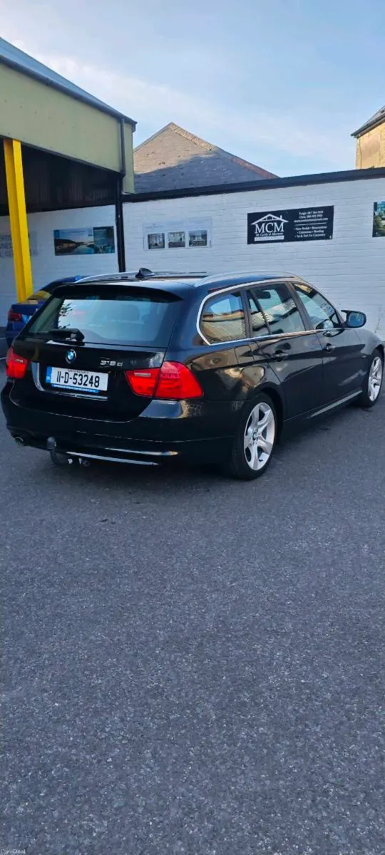 Bmw 318d estate - Image 1