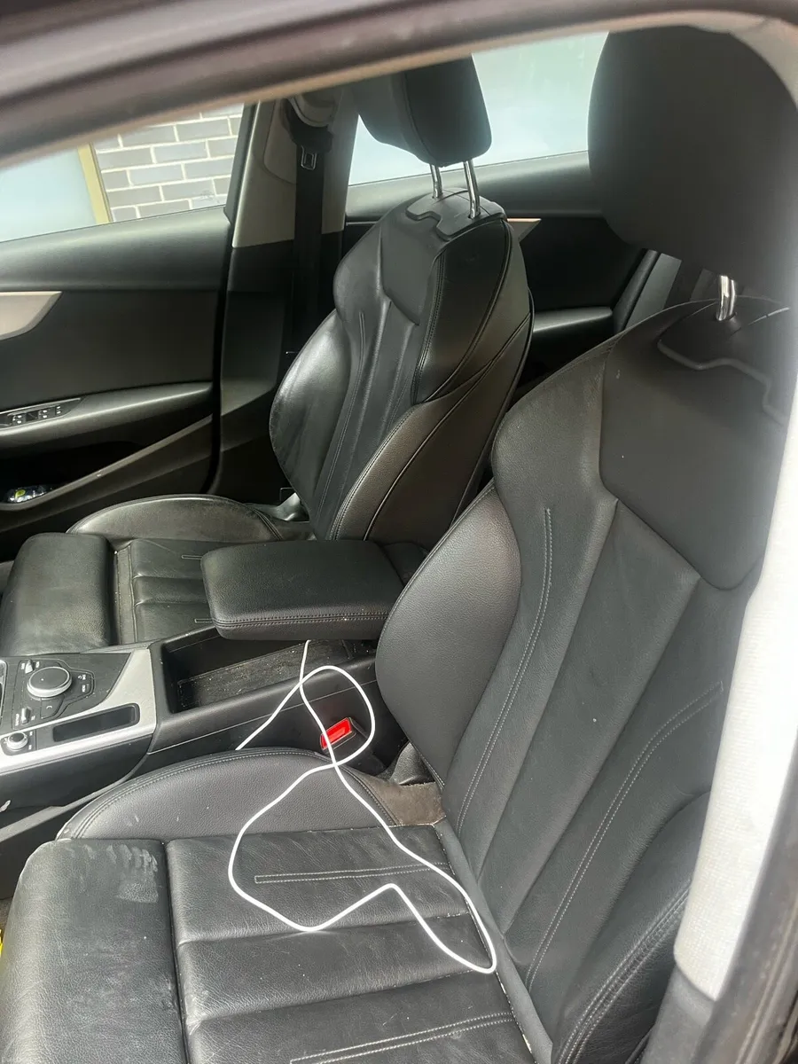 Audi a4 1.4 petrol Tsfi manual 138000km - Image 5