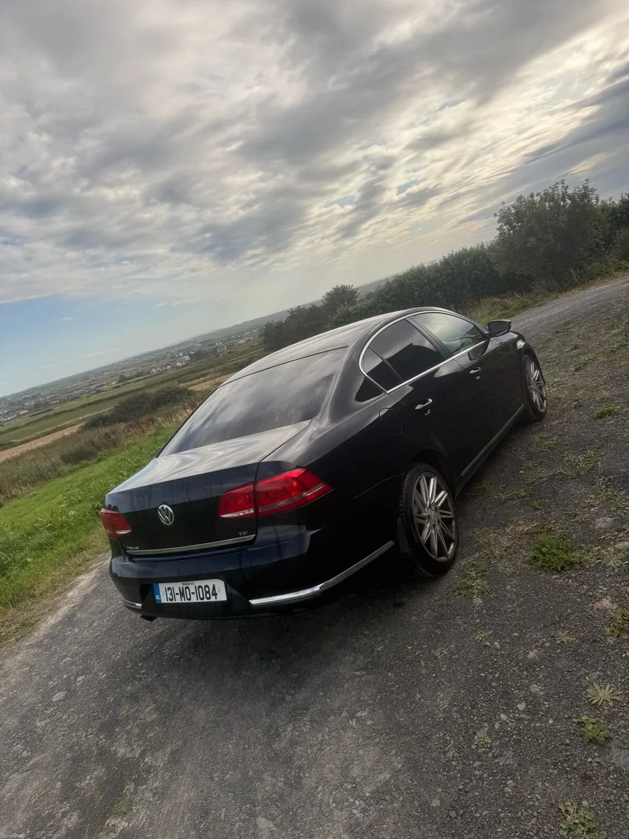 Volkswagen Passat - Image 3