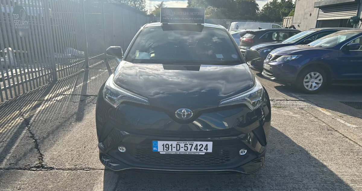 2019 Toyota C-HR  | G Package - Image 3