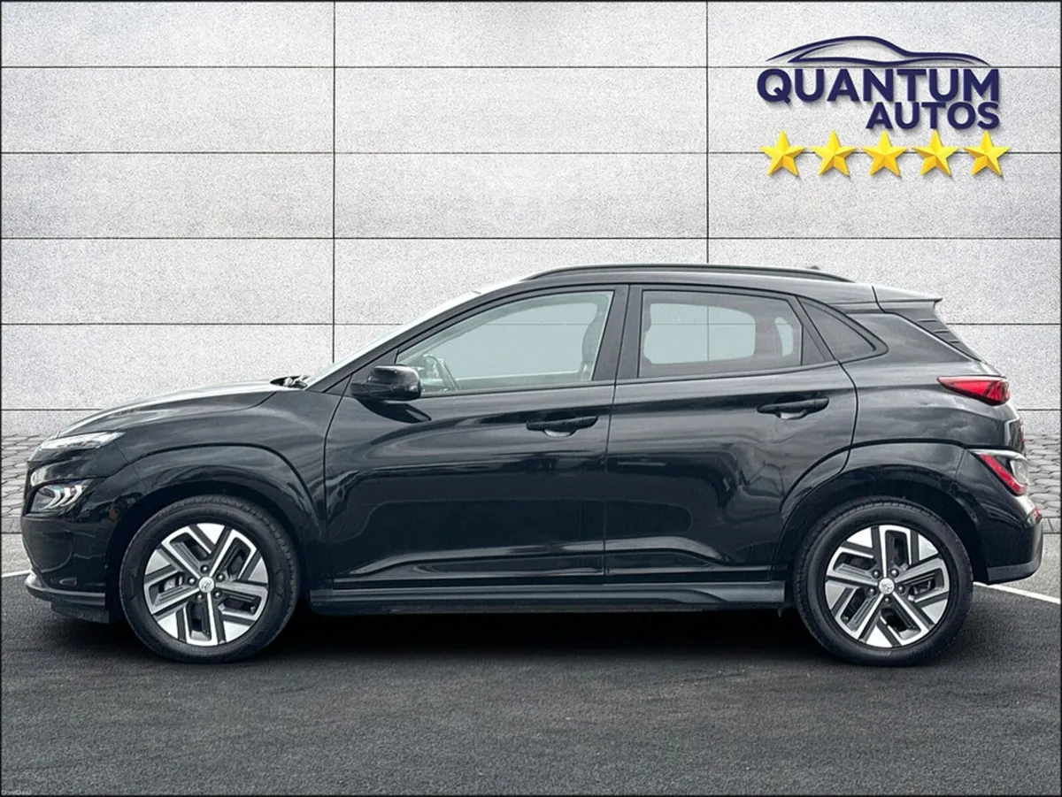 Hyundai KONA 2023 PREMIUM 64KWH 204BHP LONG RANGE - Image 5