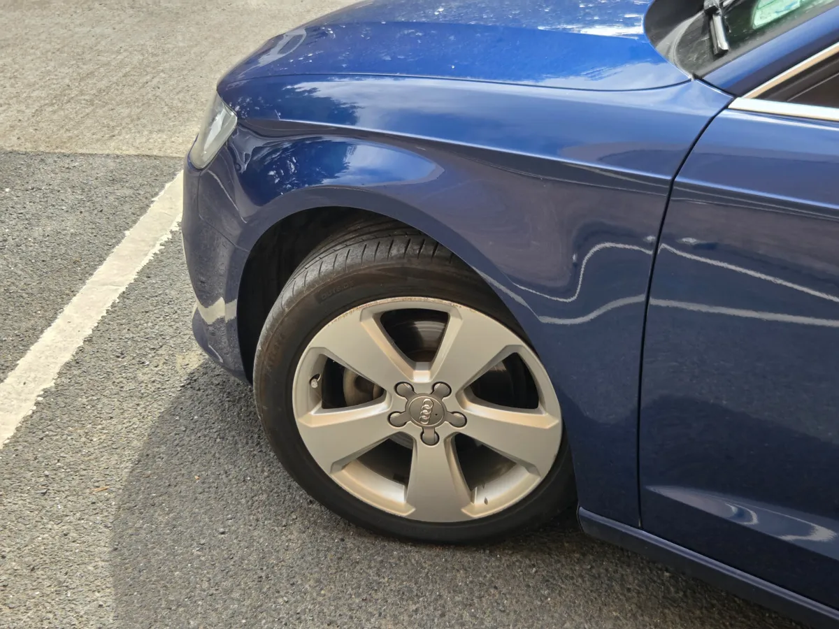 Audi A3 2015 - Image 5