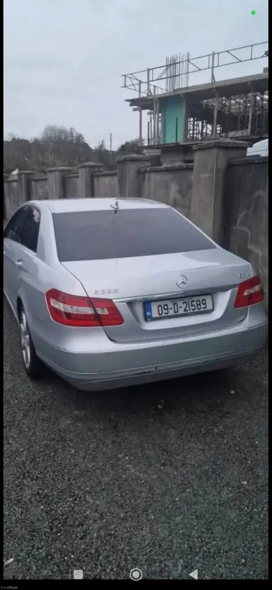 Mercedes E class 220 - Image 2
