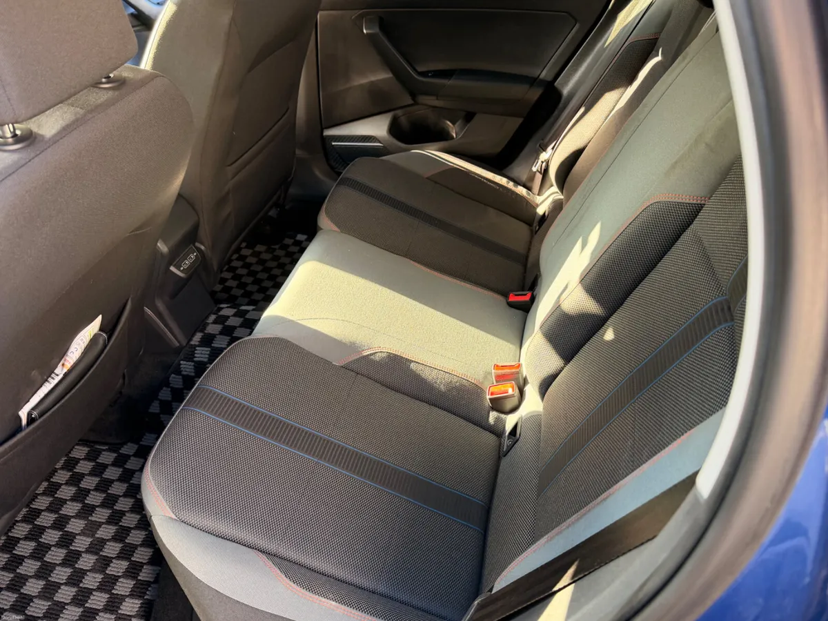 Volkswagen polo 2019 1.5 R Line - Image 6
