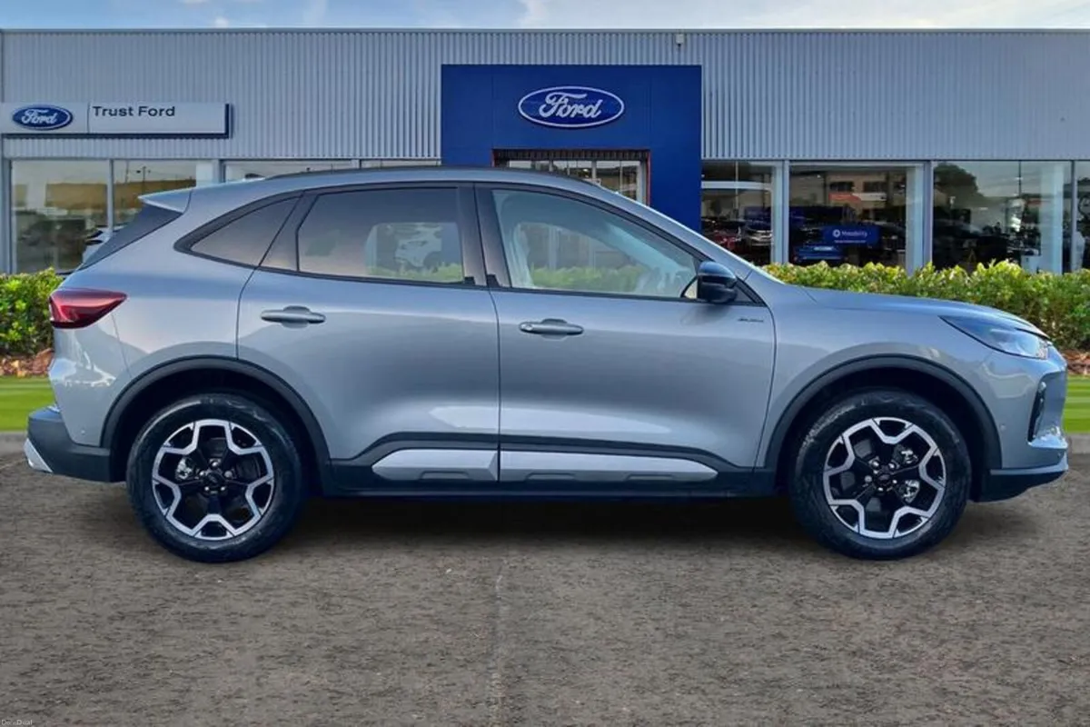 Ford Kuga 2.5 PHEV Active 5dr CVT - 360 CAMERA, PO - Image 3