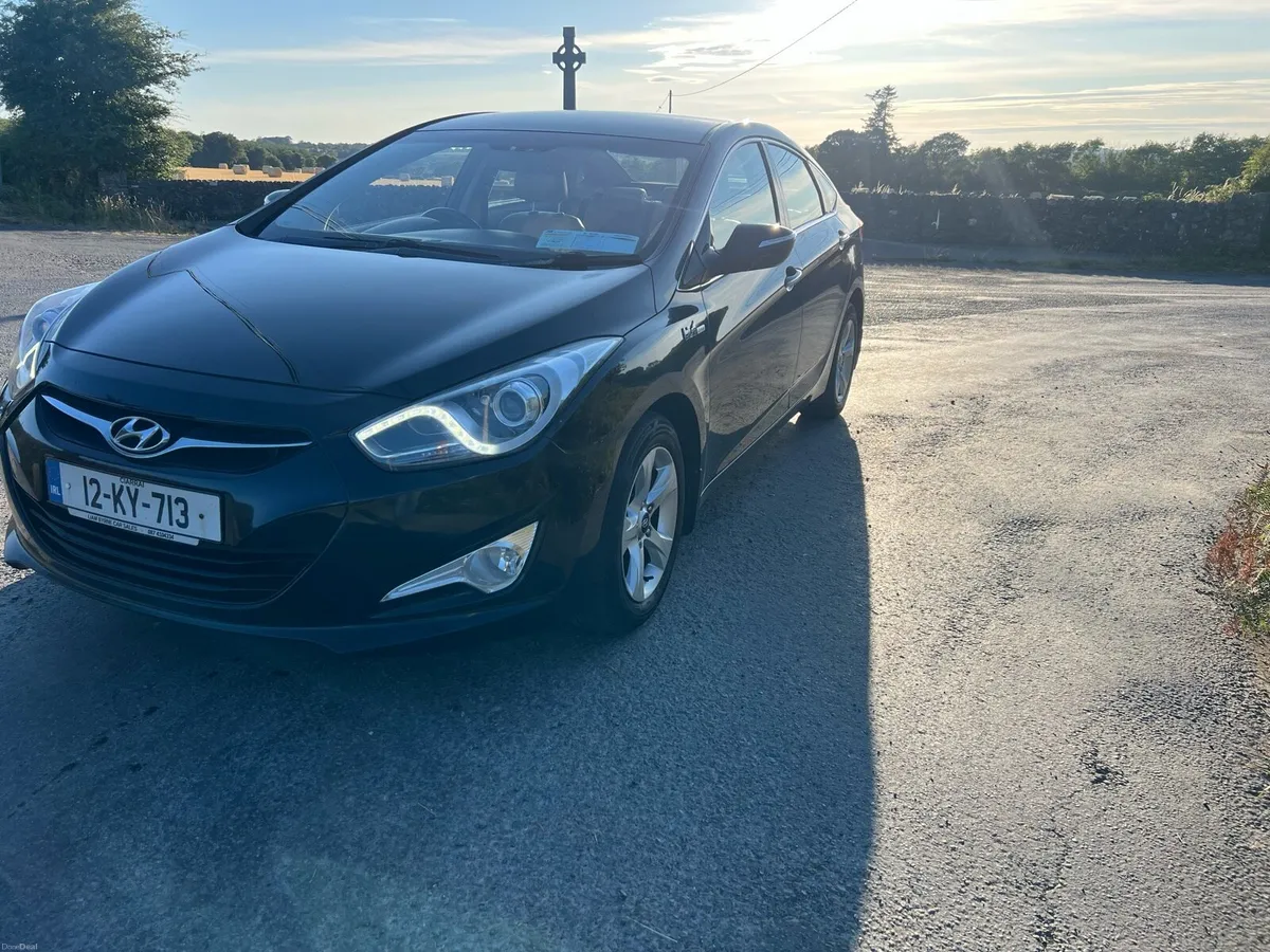 12 Hyundai i40 1.7 Diesel nct 6/27 - Image 5