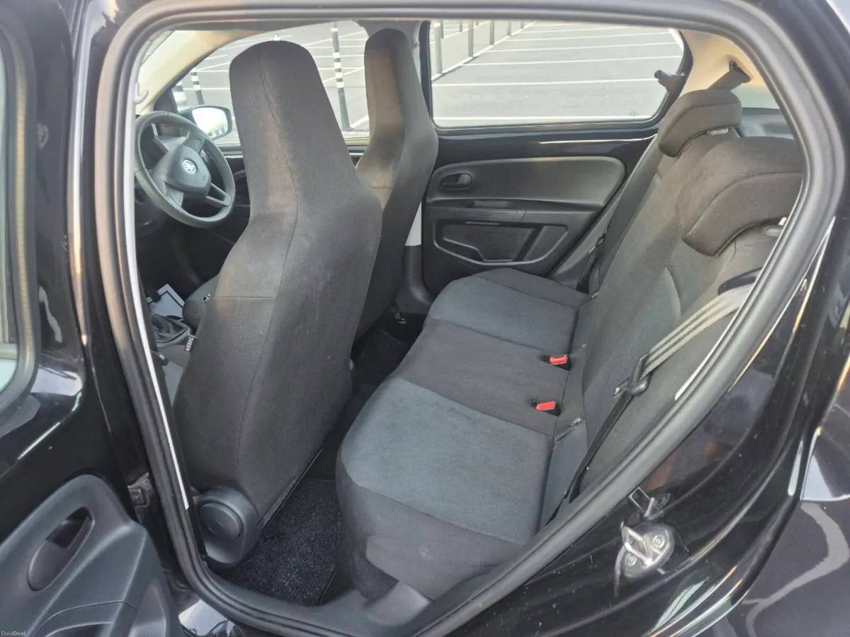 SKODA CITIGO 1 LITRE (low mileage) - Image 5
