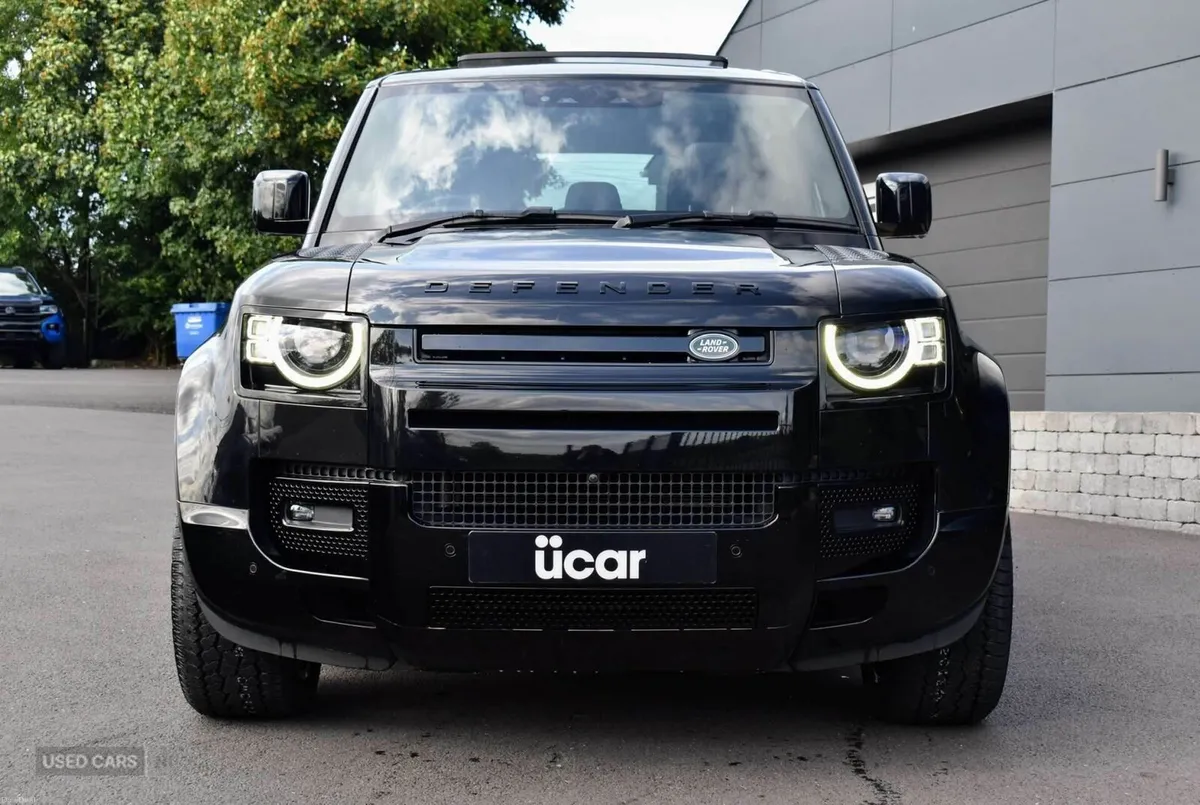 Land Rover Defender 3.0 Defender XS Edition D MHEV - Image 2