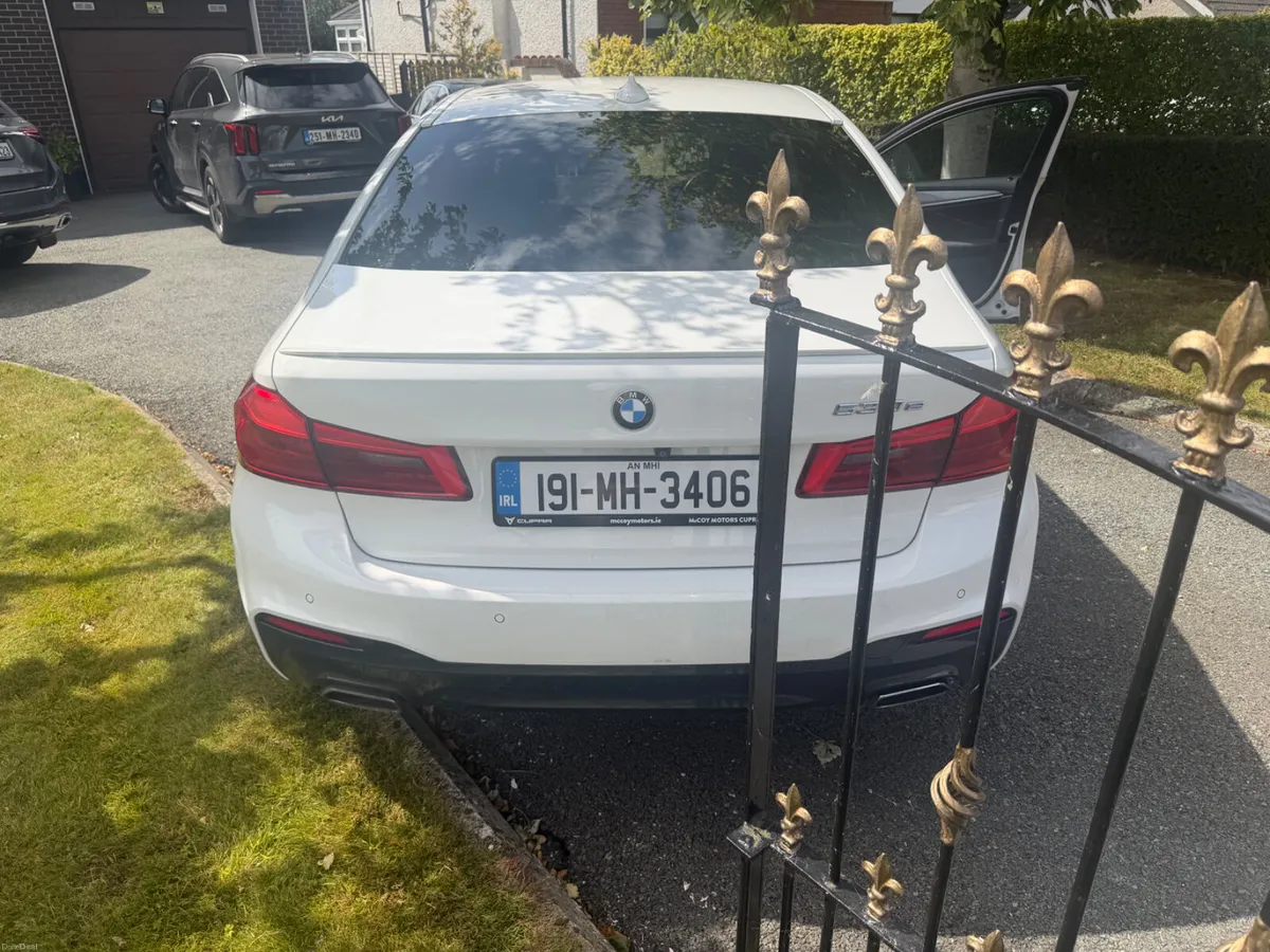 2019 BMW 530e MSport low kilometres - Image 6