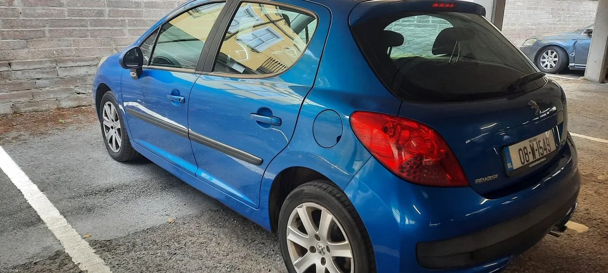 Peugeot 207 2008 - Image 1