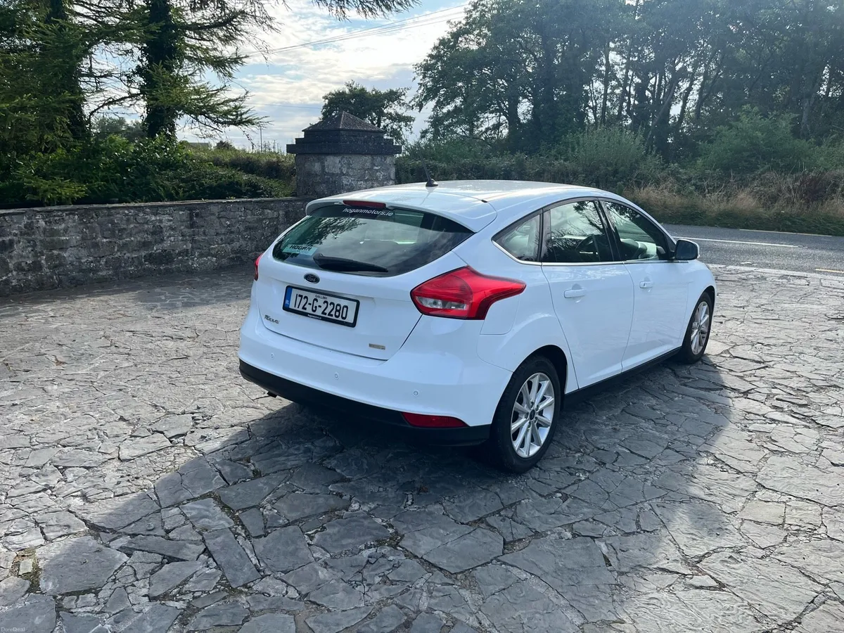2017 ford focus titanium - Image 6
