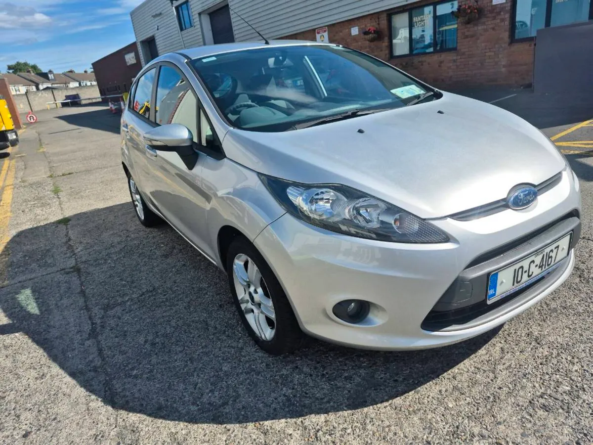 Ford fiesta - Image 2