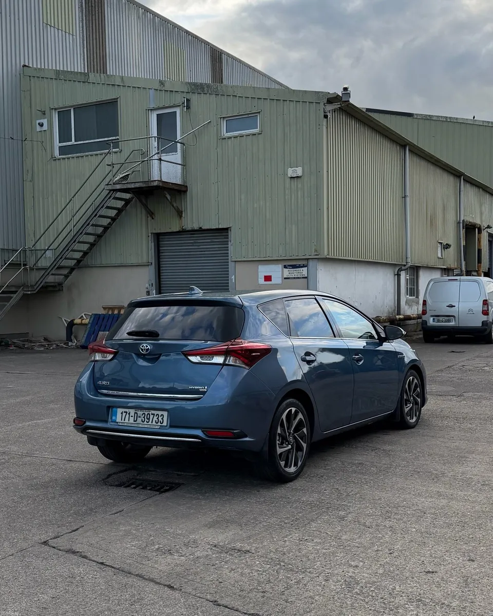 Toyota Auris 2017, LUNA, 1.8 P/HYB, NCT/TAX - Image 3