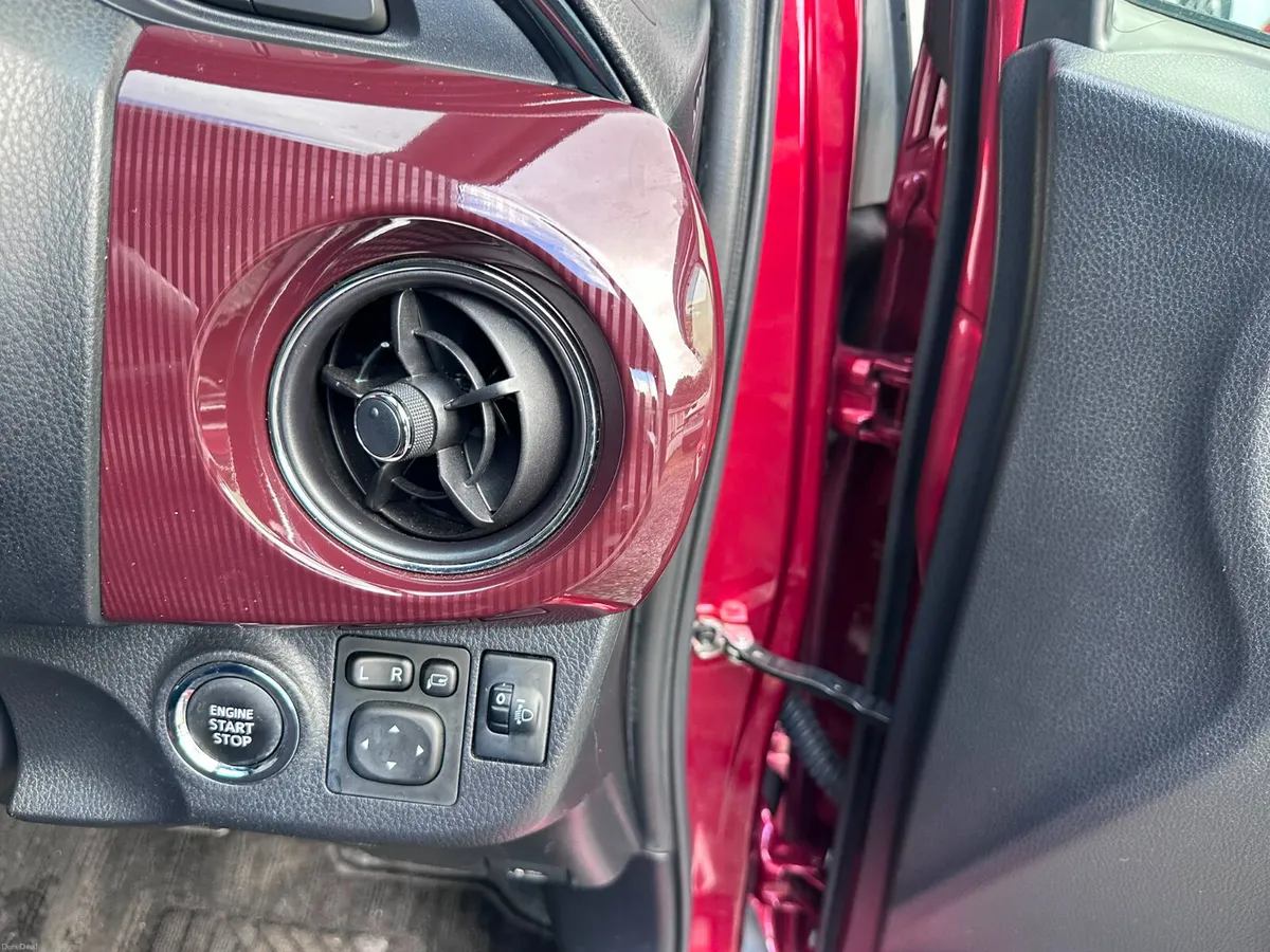 Toyota Yaris (Vitz) 2017  Push start immobiliser - Image 6