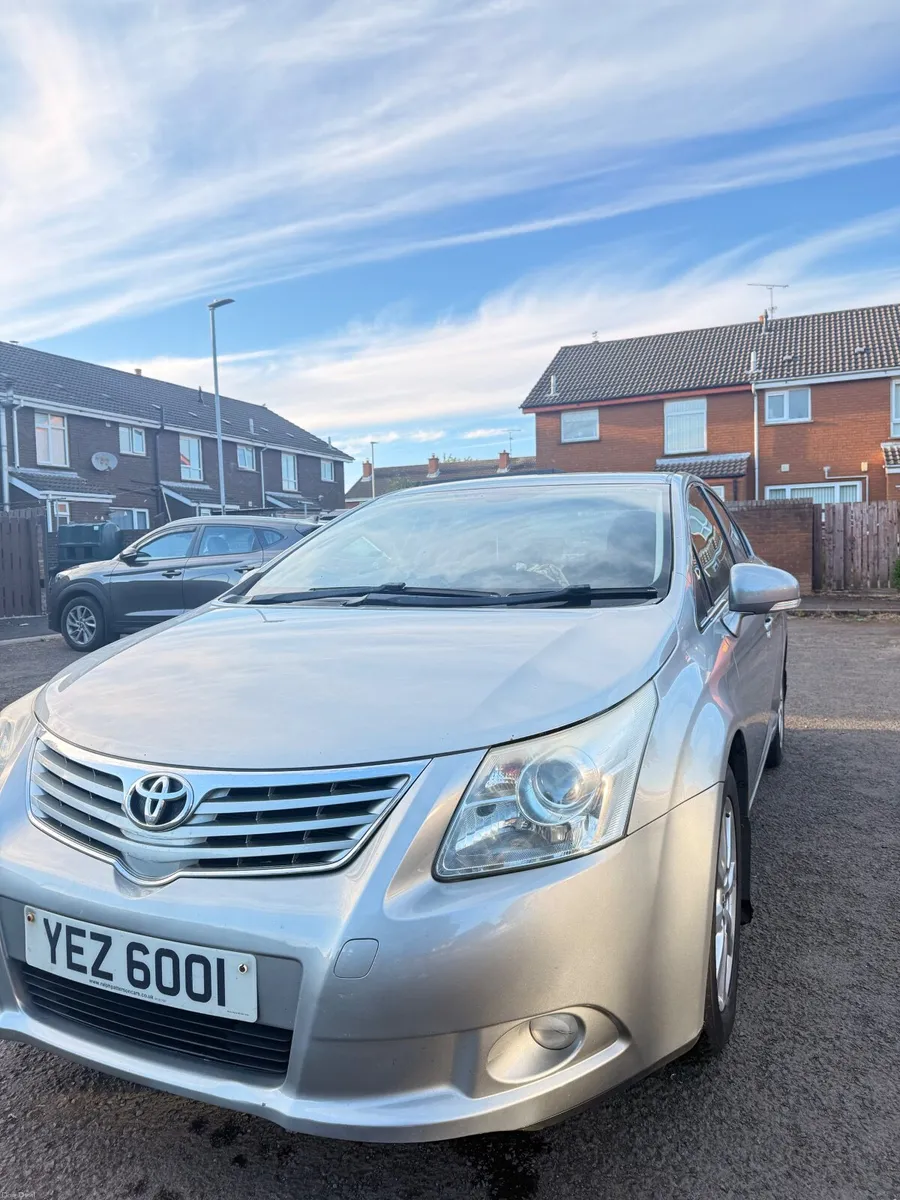 Toyota Avensis 2009 - Image 1