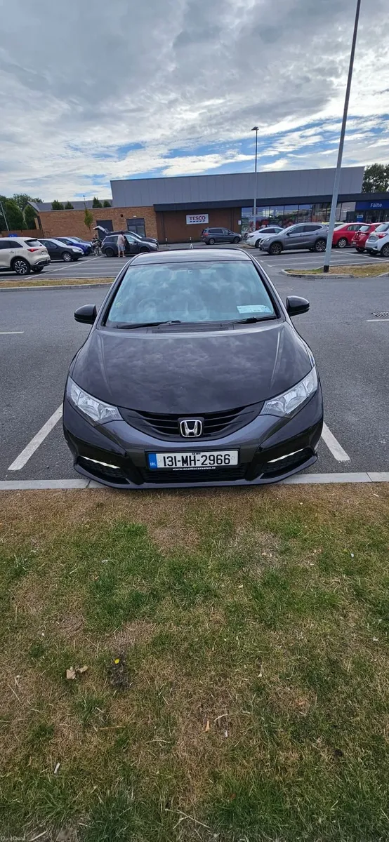 Honda Civic 2013 - Image 1