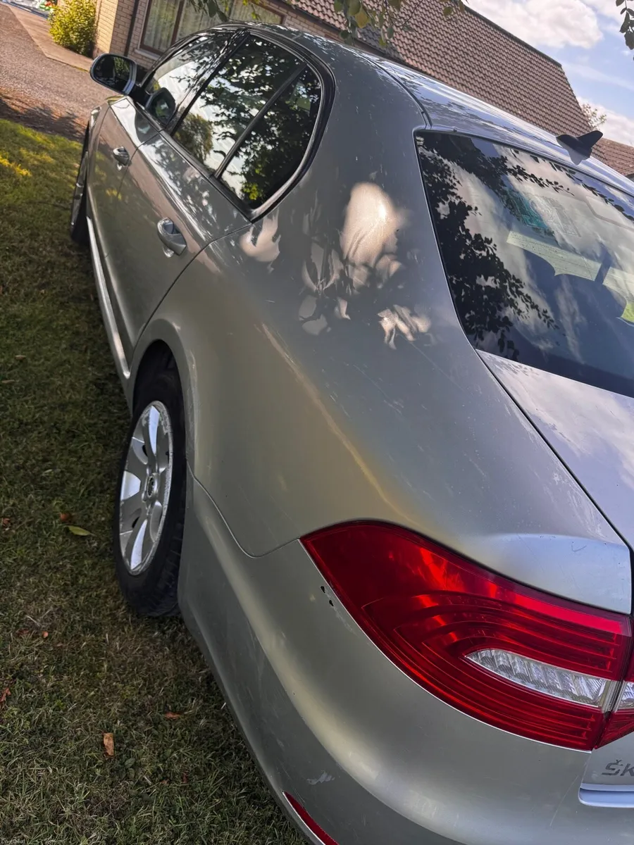 Skoda Superb - Image 4