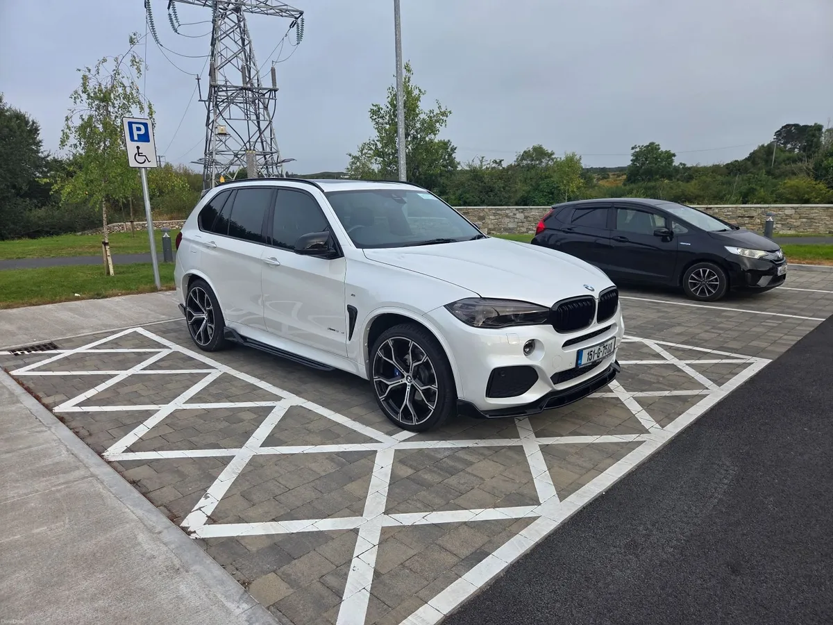BMW X5 2015 - Image 1