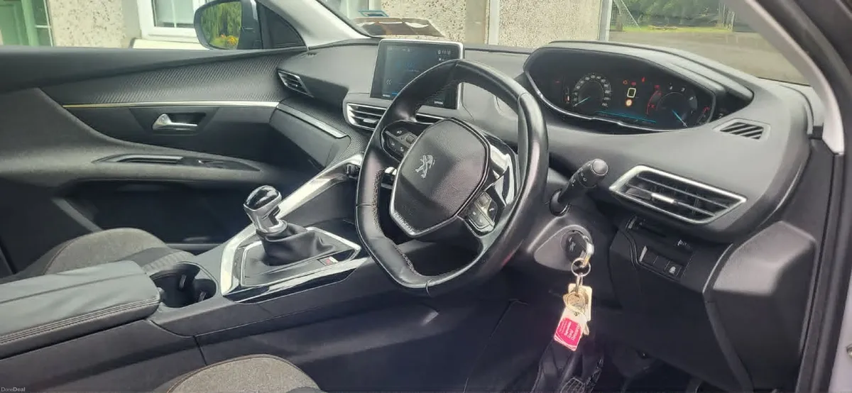 Peugeot 3008 2018 - Image 3