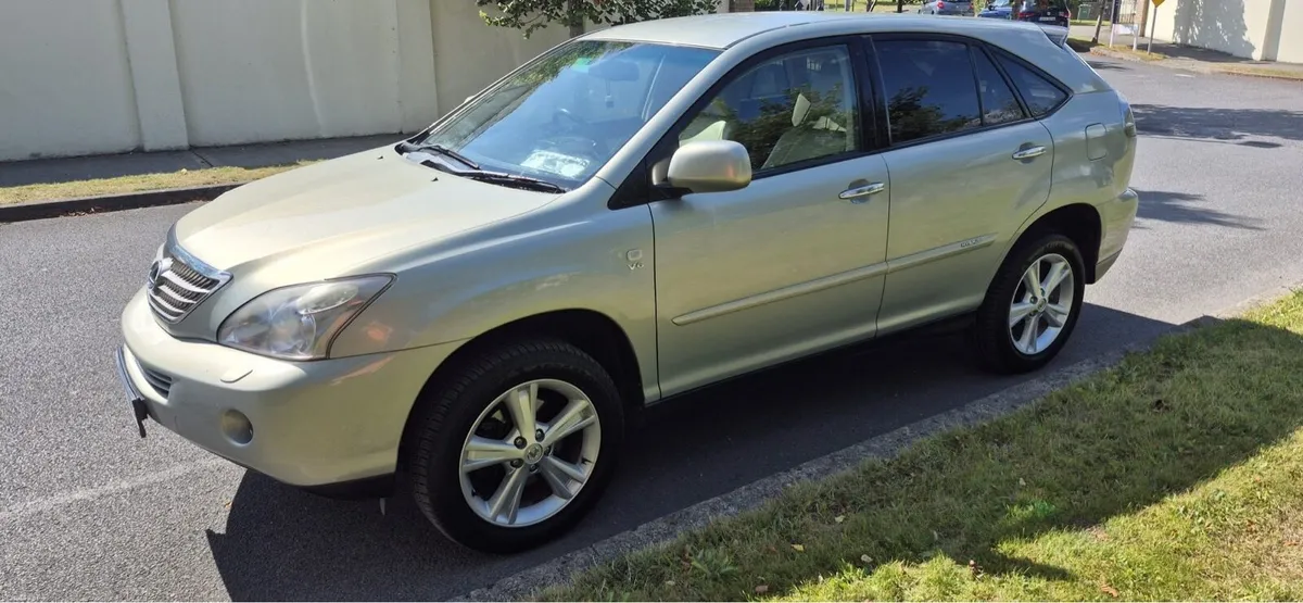 08 Lexus RX400h Automatic - Image 2