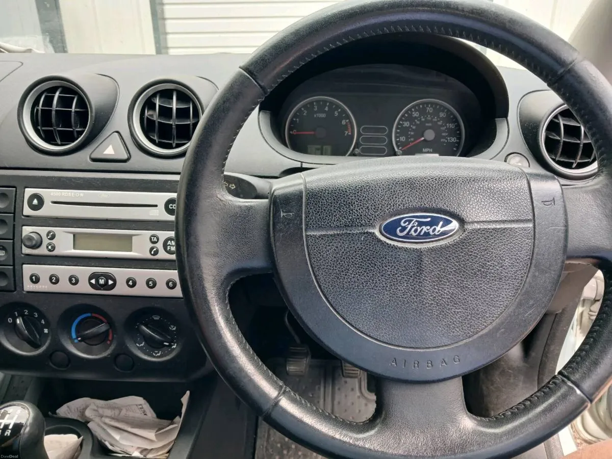 Ford Fiesta - Image 5