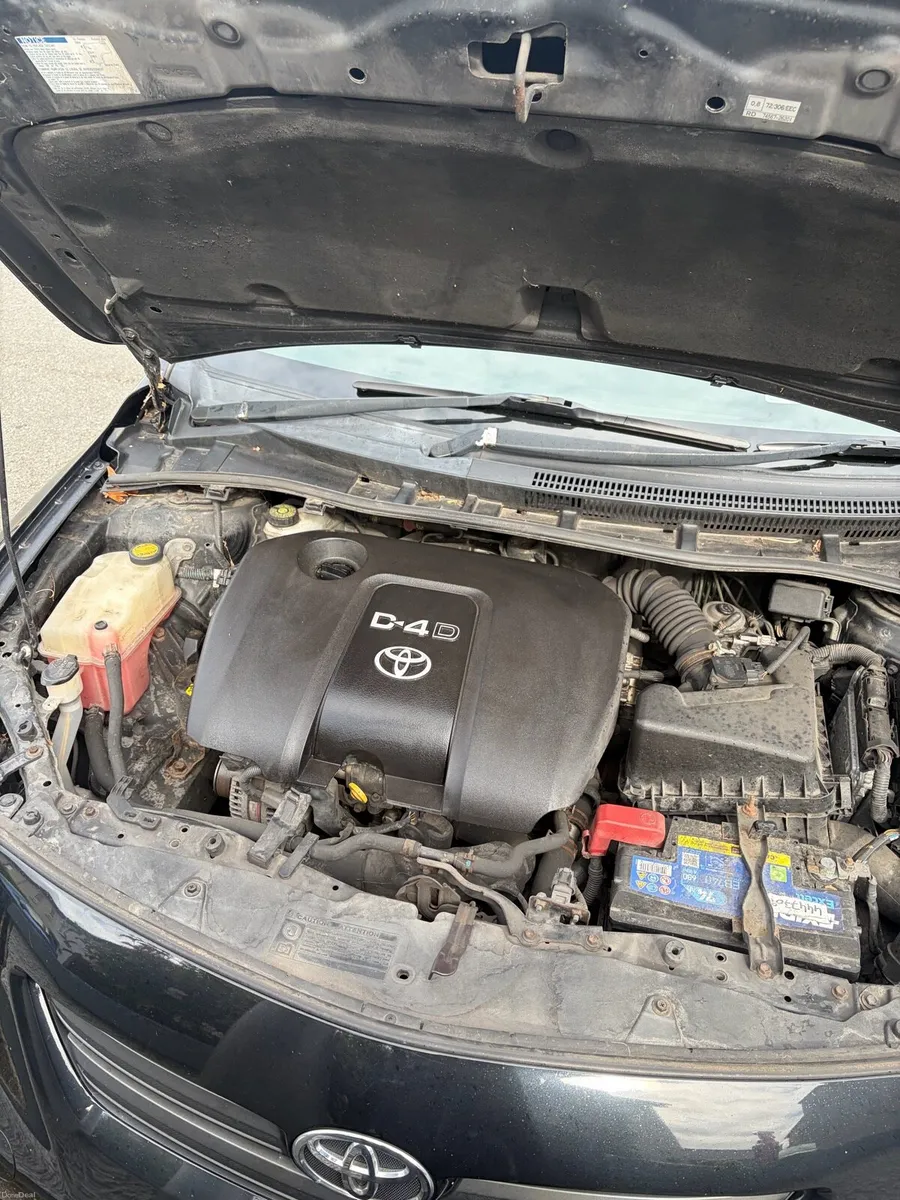 Toyota corralla - Image 3