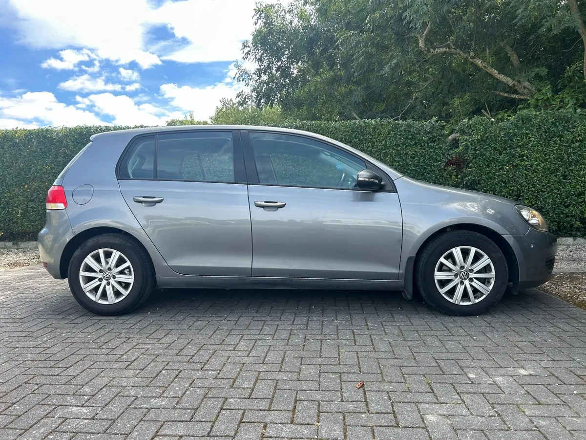 2011 Volkswagen Golf 1.2 TSI - Image 1