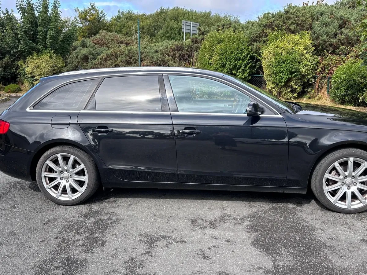 Automatic Audi A4 Estate 2015 - Image 4