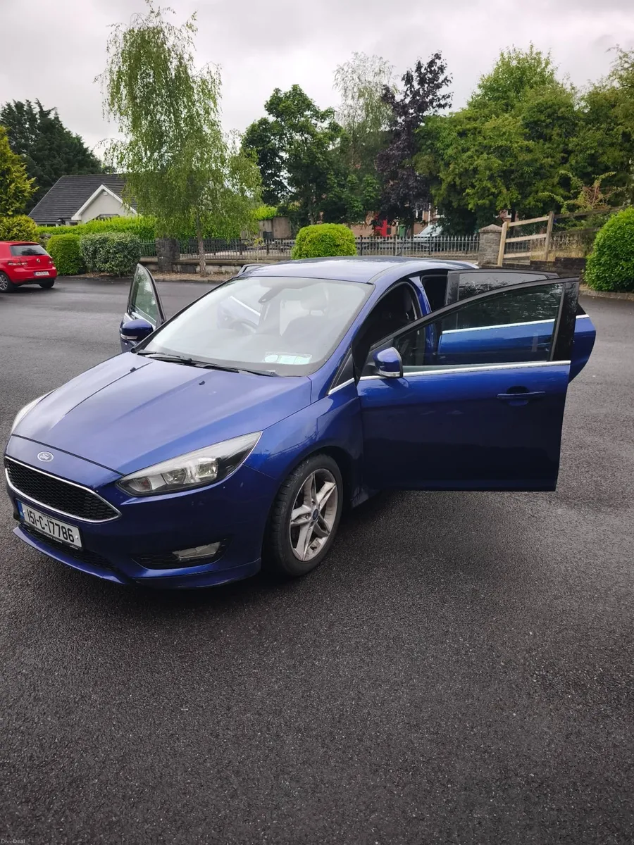 Ford Focus 2015 - Image 2