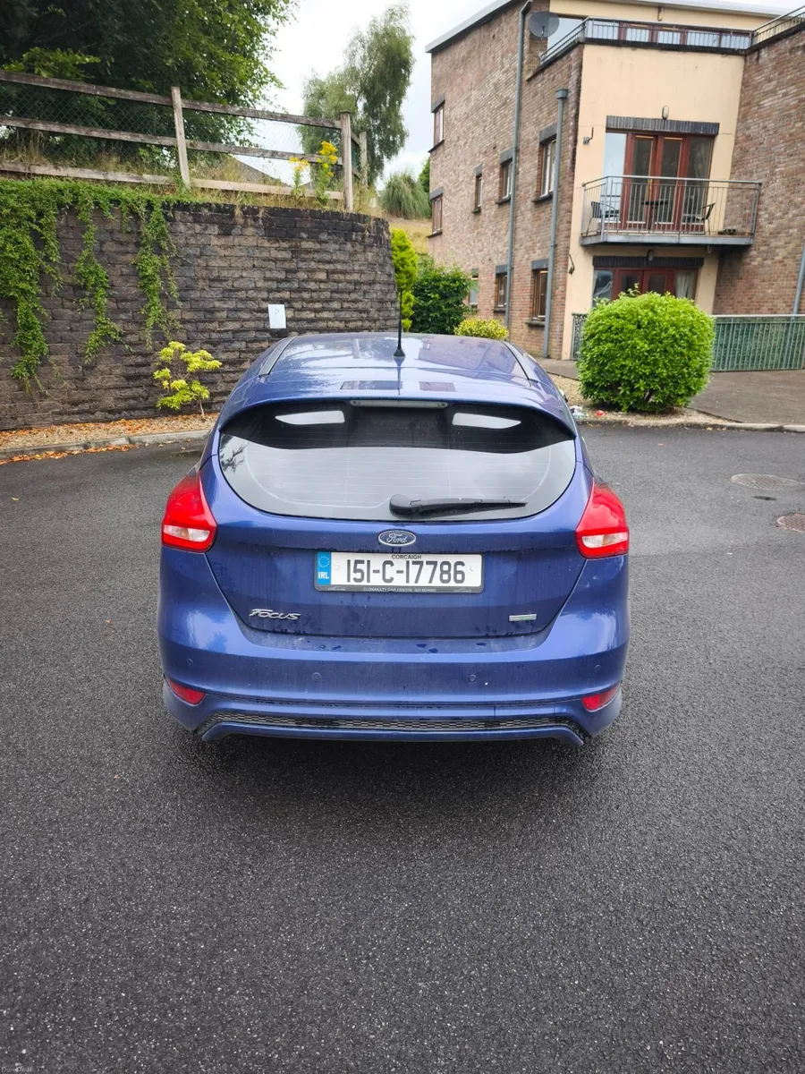 Ford Focus 2015 - Image 5