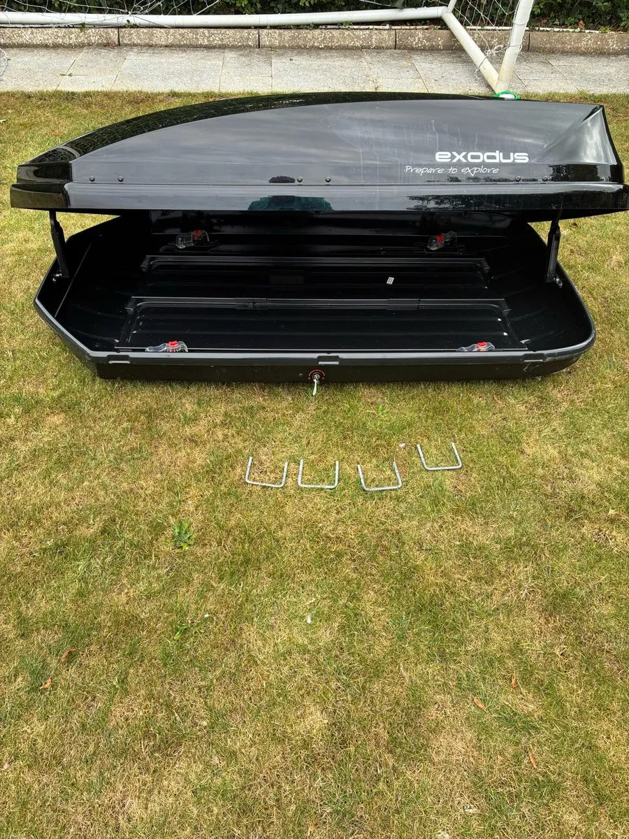 Roof box - Image 3