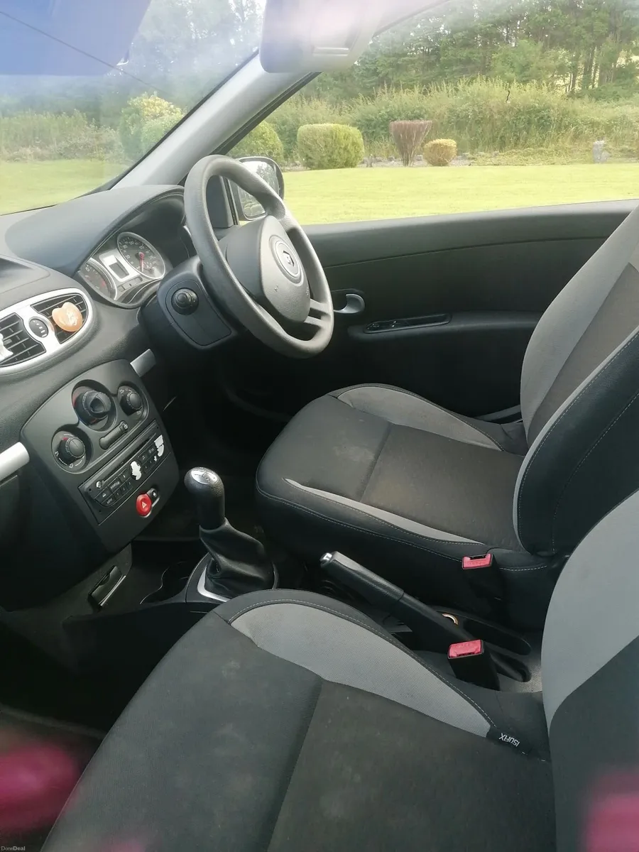 Renault Clio 2011 - Image 3