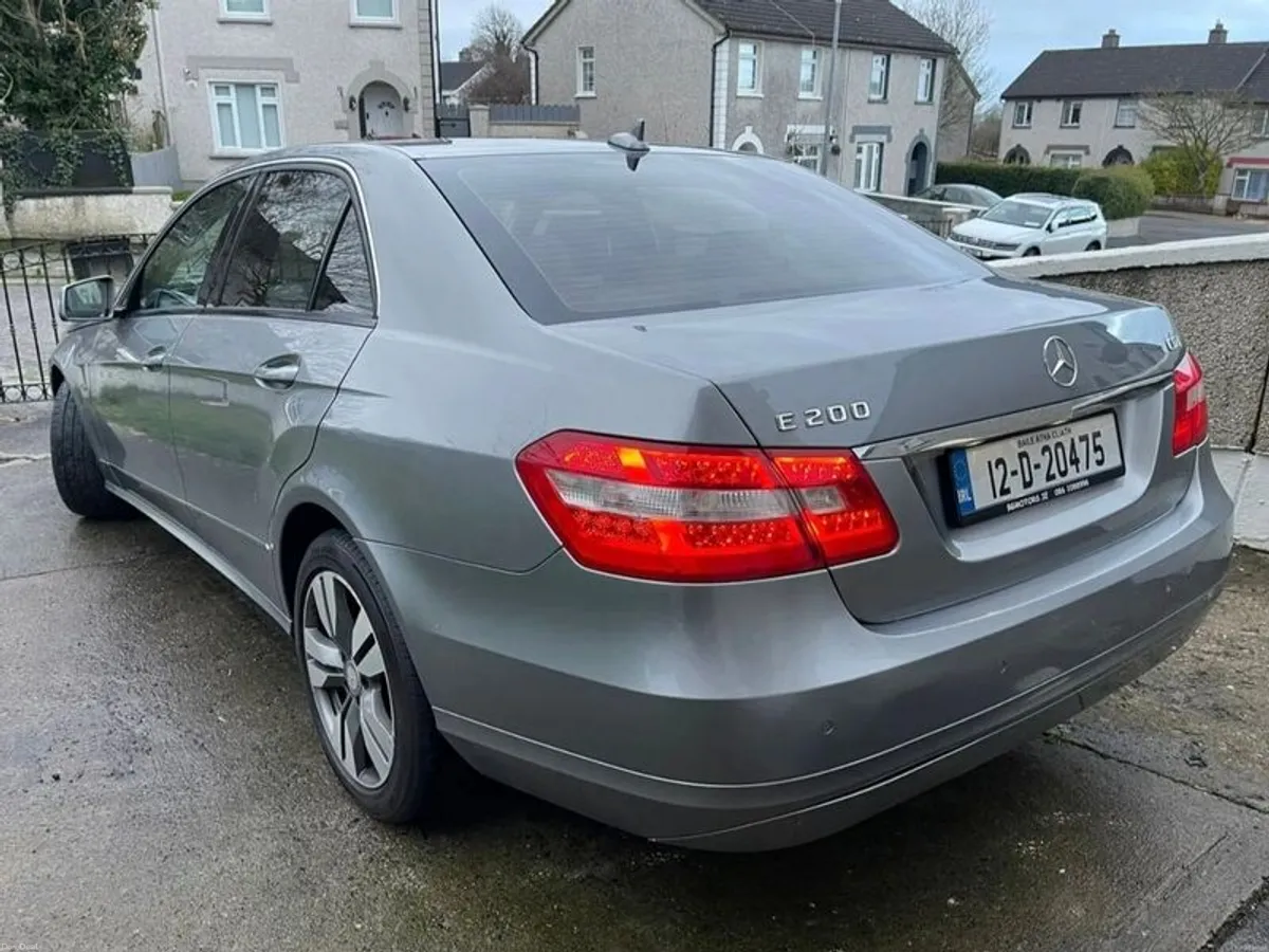 2012 Mercedes E-Class | NCT 10/26 | Full Leather | Heated Seats | Parking Sensors - Image 5