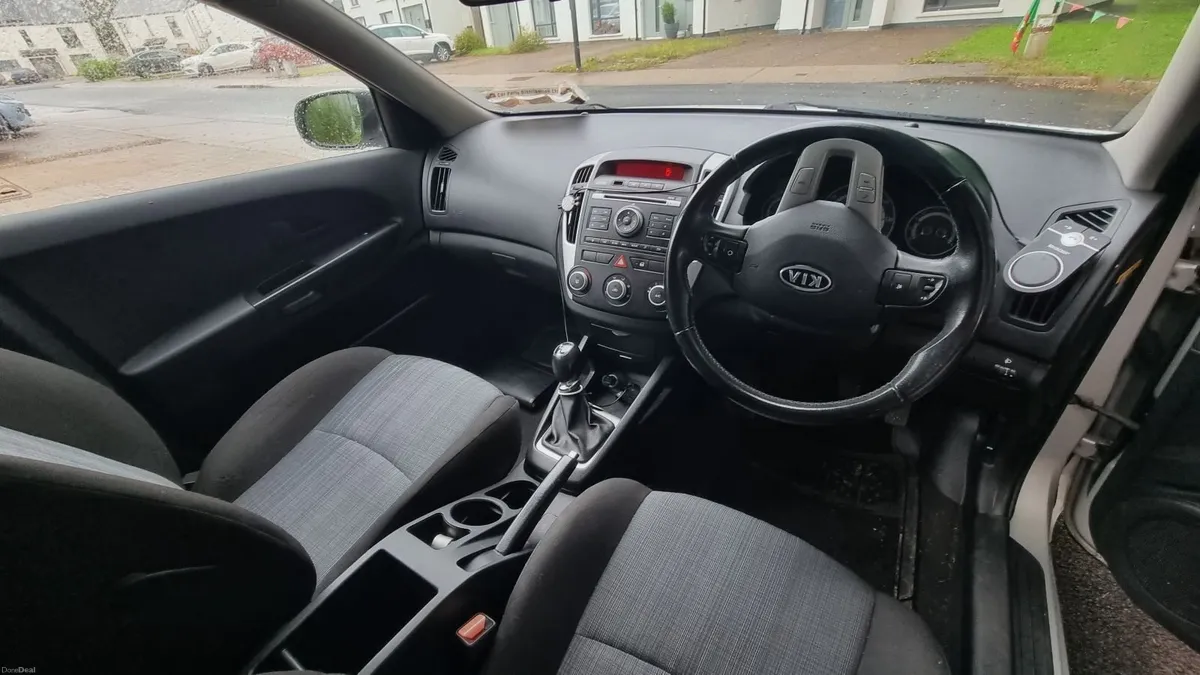Kia Ceed 2012 - Image 3