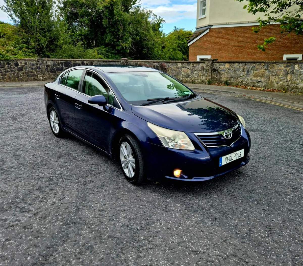 2010 TOYOTA AVENSIS (HIGH SPEC) - Image 2