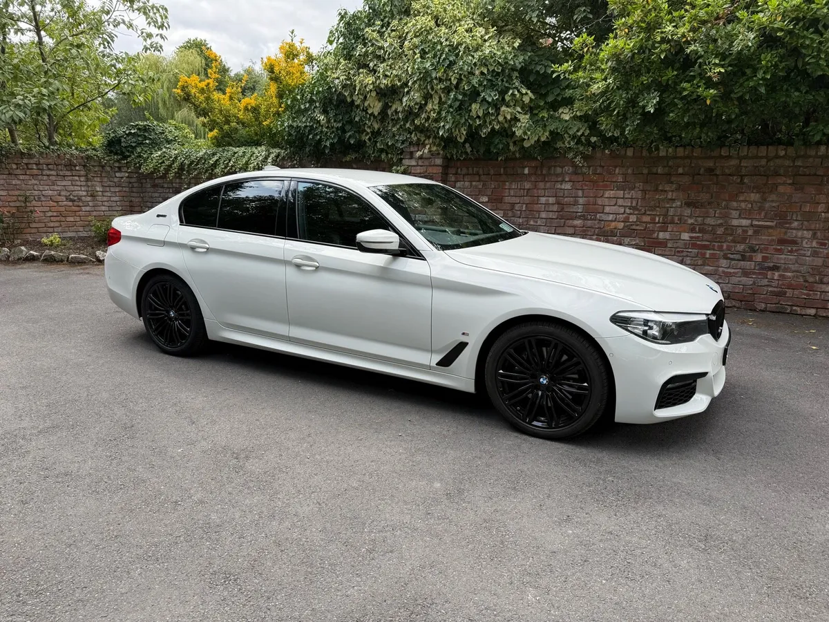BMW 530e iPerformance M Sport - Image 1