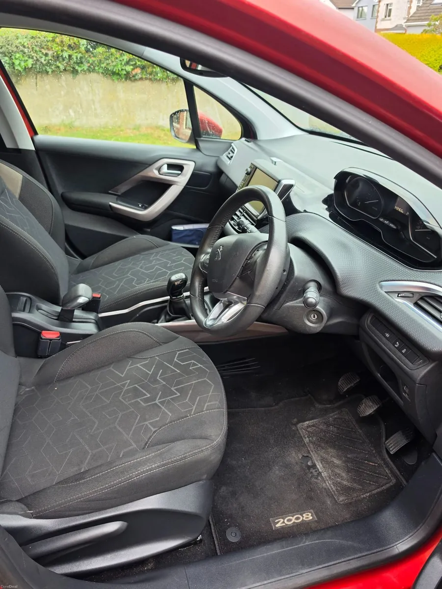 Peugeot 2008 2016 - Image 4