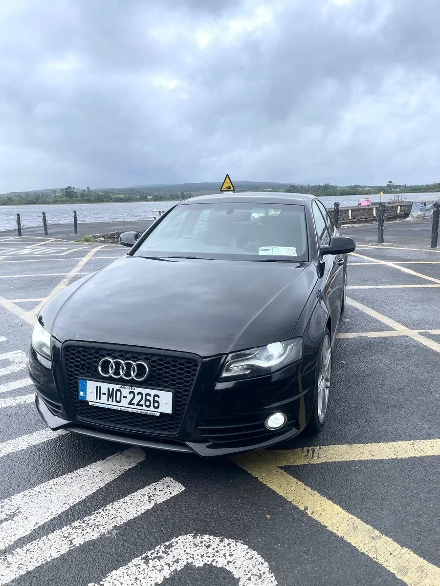 Audi A4 2.0 TDI S Line Special Edition - 2011 - Image 1
