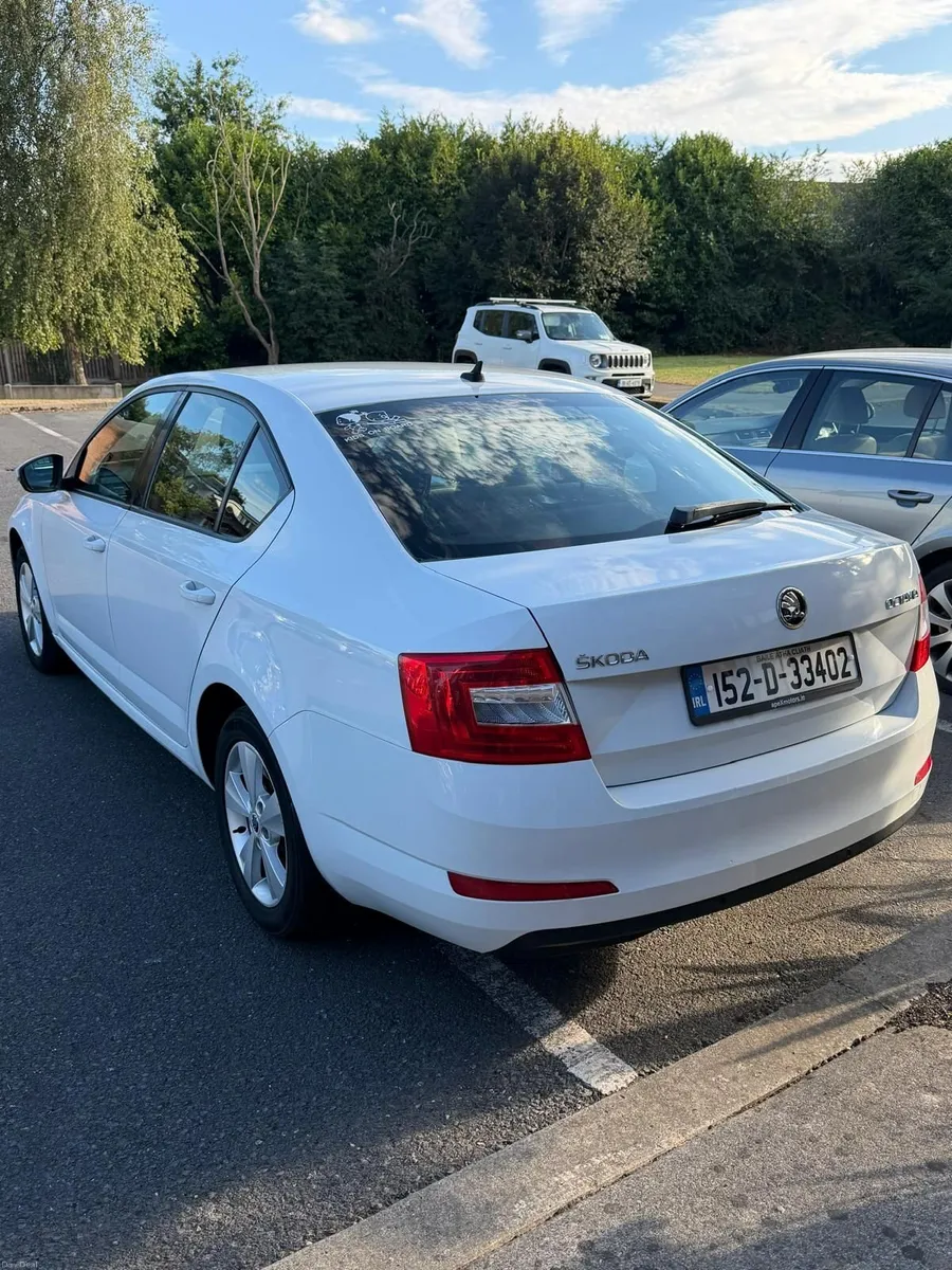 Skoda Octavia 2015 - Image 2