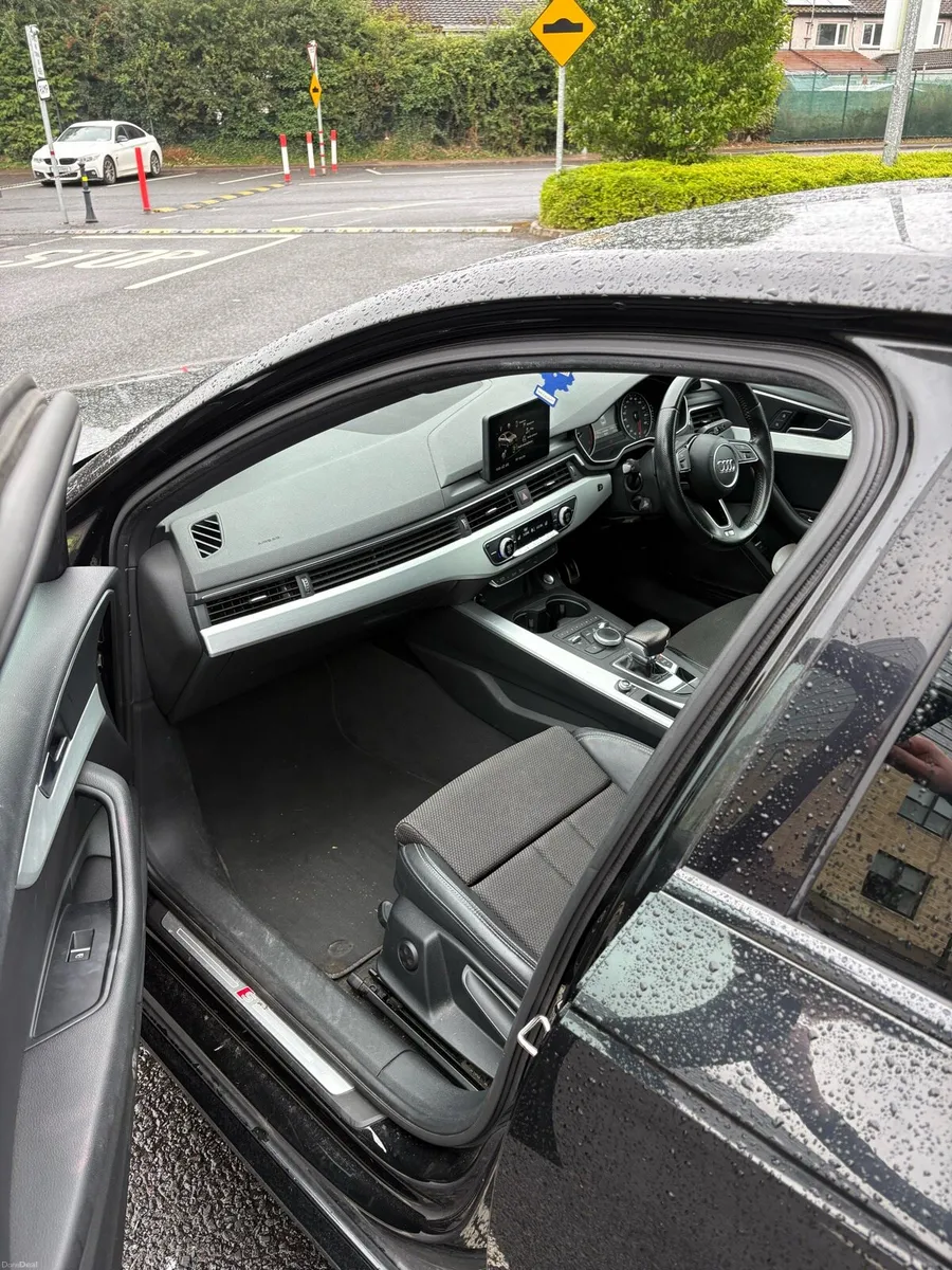 171 Audi A4 SLine - Image 5