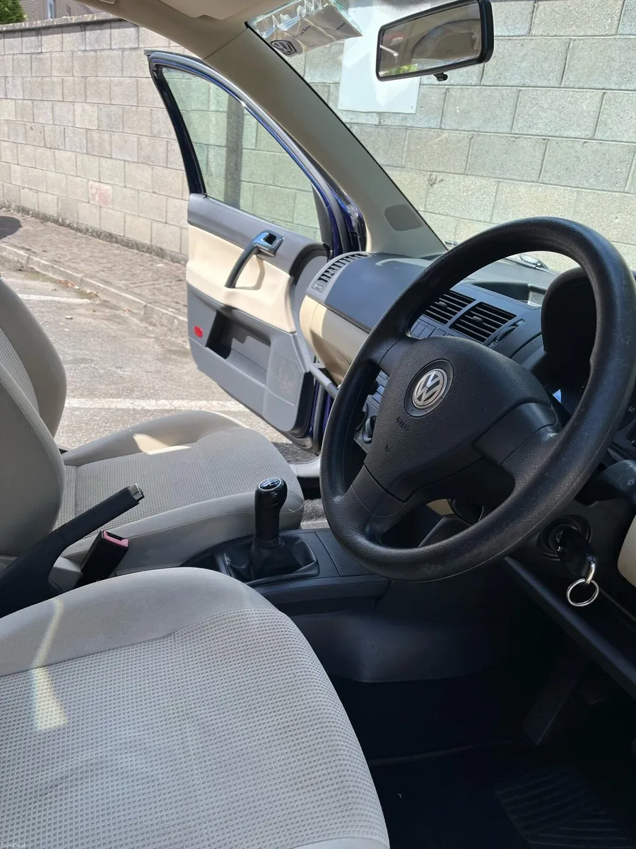 VW Polo 2009 - Image 1