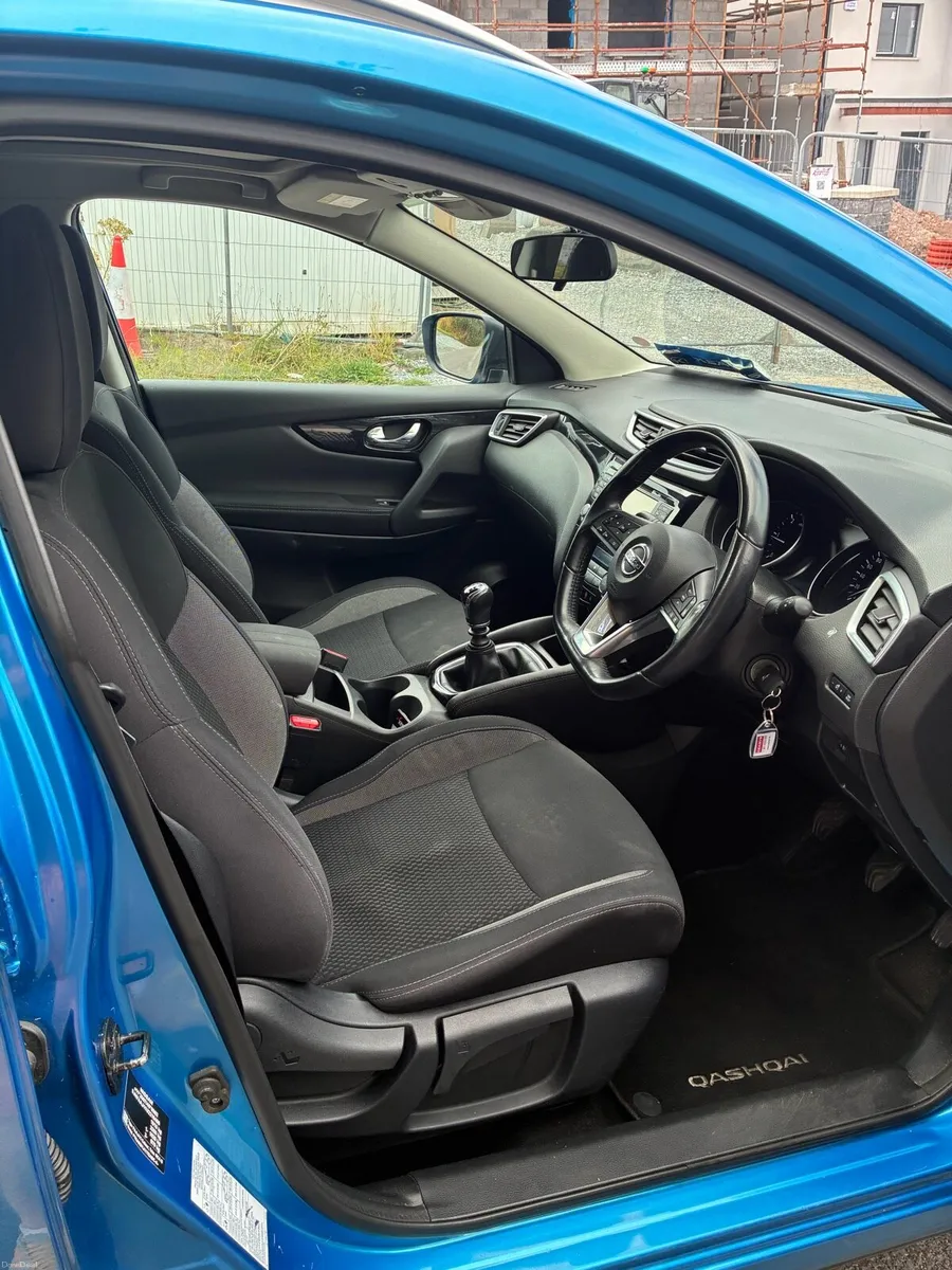 Nissan Qashqai 2018 Low Mileage - Image 6