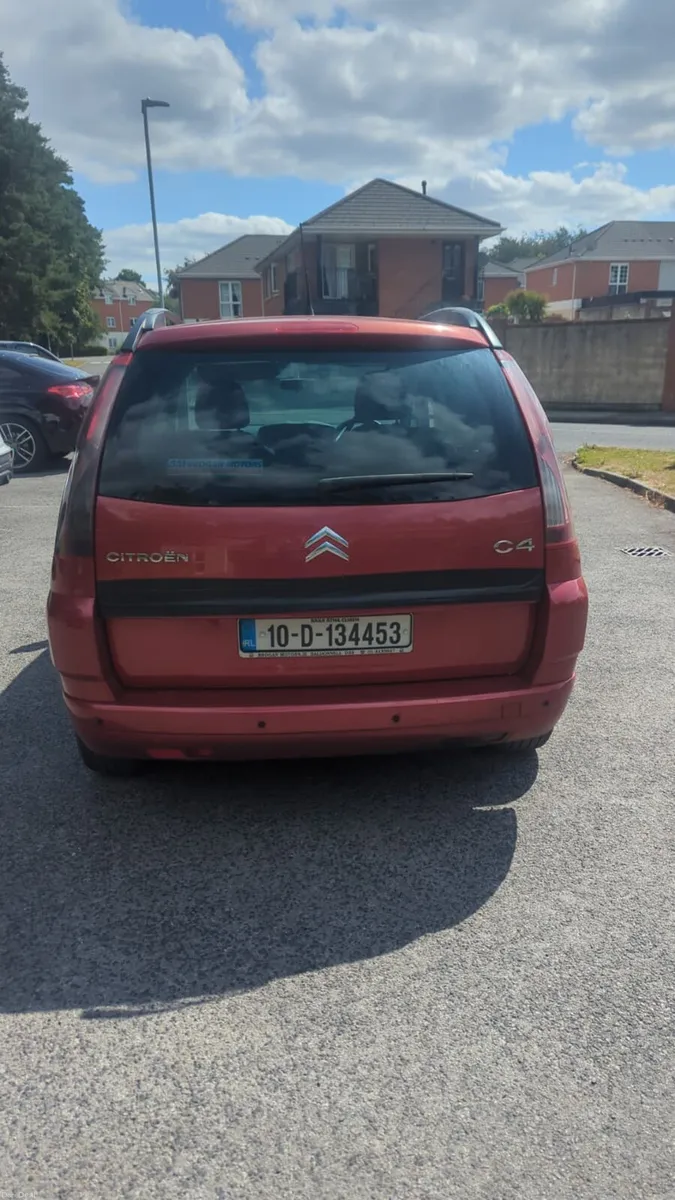 Car - Image 3