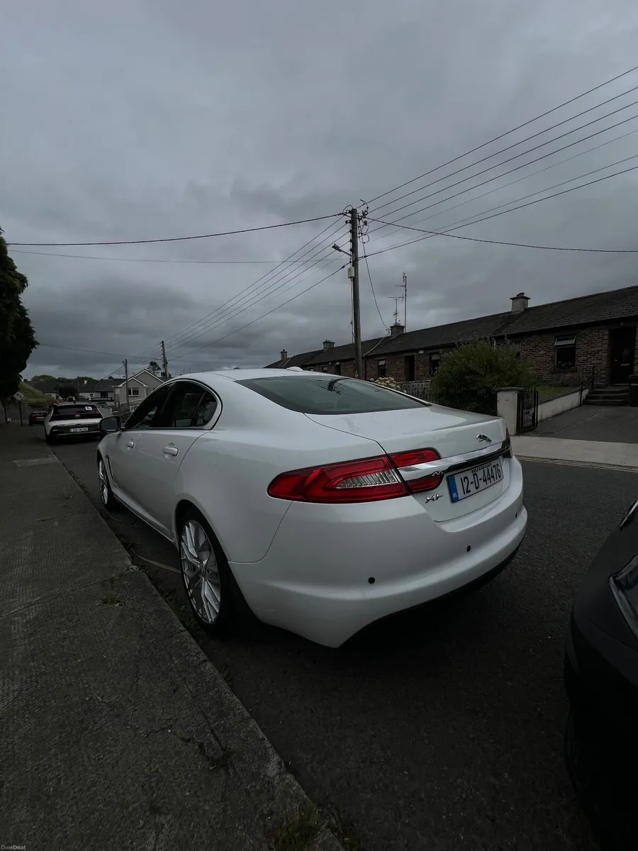 Jaguar XF 2012 - Image 1