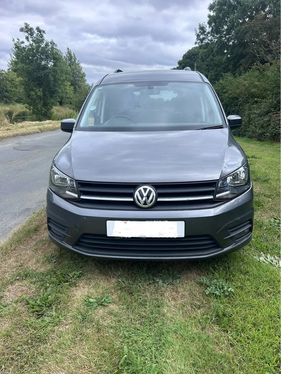 Vw caddy maxi life WAV - Image 2